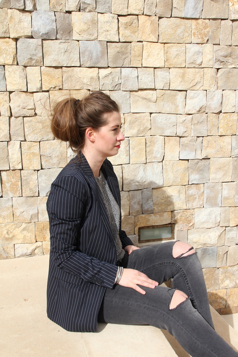 Nackt-oder-angezogen-BineLovesLife-Outift-Sitting