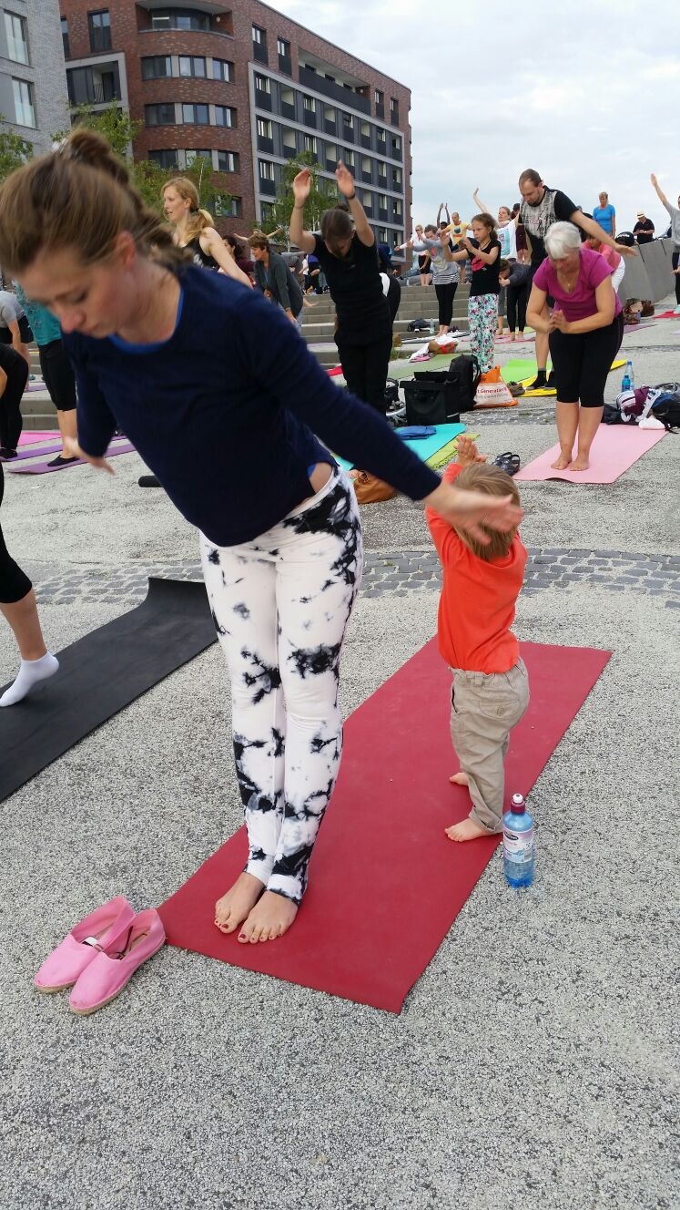 Yoga 108 Sonnengruss Bedeutung Shakti Sunday Hafentreppe