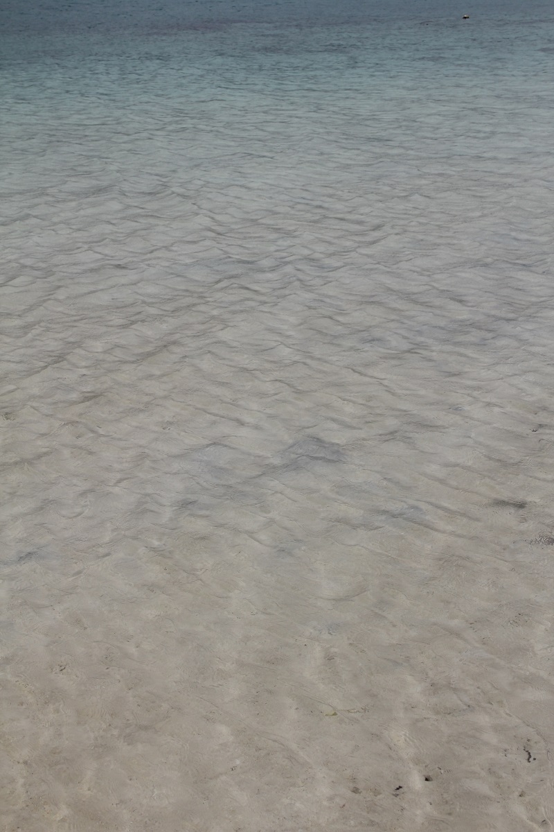 ishigaki-black-pearl-beach-water-bineloveslife