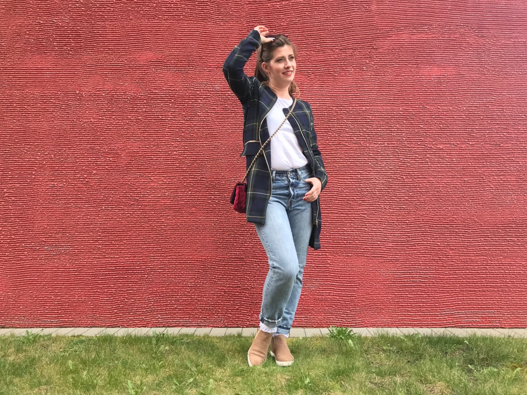 Mamastyleguide Mantel TrendyThursday BineLovesLife