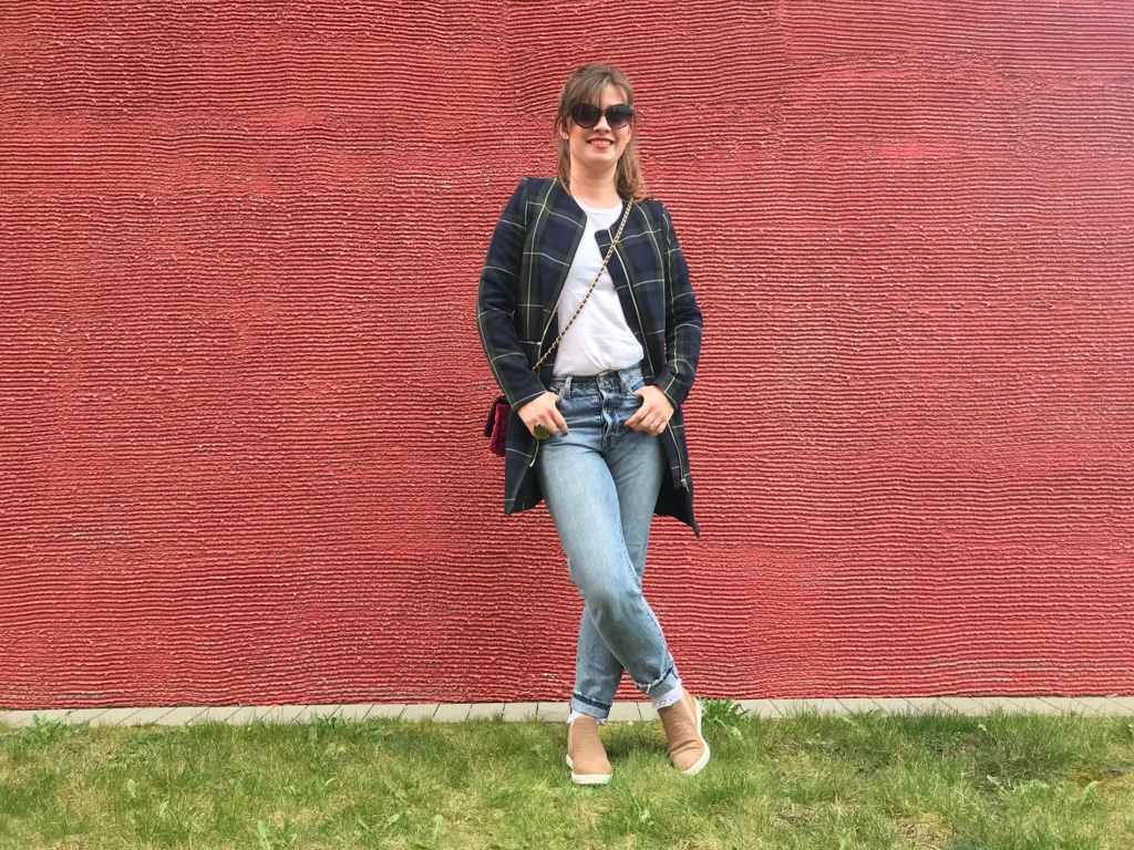 Mamastyleguide Mantel TrendyThursday BineLovesLife