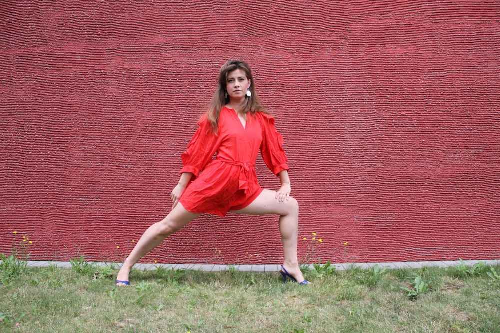 MamaStyleGuide Roter Jumpsuit TrendyThursday BineLovesLife