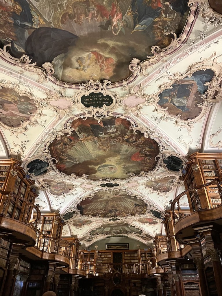 Stiftsbibliothek St. Gallen Weltkulturerbe BineLovesLife